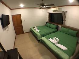 Baan TonPalm Pool Villa Huahin