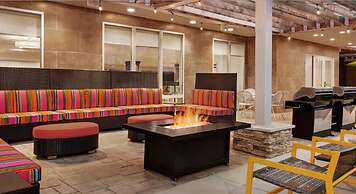 Home2 Suites by Hilton Woodbridge Potomac Mills