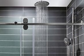 Hotel Indigo Gainesville-Celebration Pointe by IHG