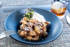 Hotel Indigo Gainesville-Celebration Pointe by IHG