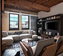 Canopy by Hilton Minneapolis Mill District