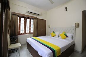 Anamitra Guest House