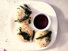 Anamitra Guest House