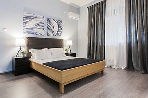 Kolonaki 2 Bedroom Apartment by Livin Urbban