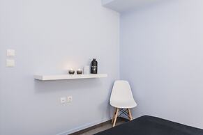 Kolonaki 2 Bedroom Apartment by Livin Urbban