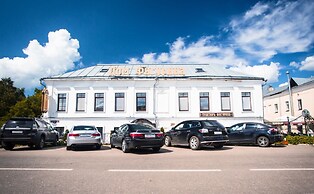 Boyarskiy Dvor Hotel