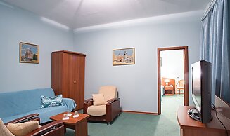 Boyarskiy Dvor Hotel