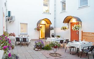 Boyarskiy Dvor Hotel