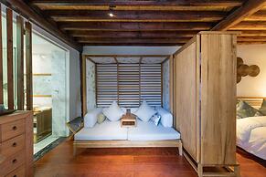 Dali Old Courtyard Boutique Inn