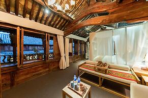 Dali Old Courtyard Boutique Inn