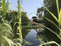 Jardines Las Golondrinas Elviria