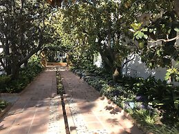 Jardines Las Golondrinas Elviria