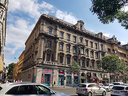 Budapest Holidays Residence