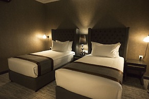 1969 Business Suites