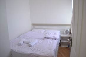 Guest House 36