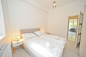 Laguna Centrum Apartments