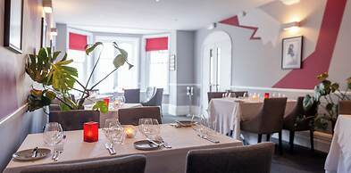 The Seaview Hotel