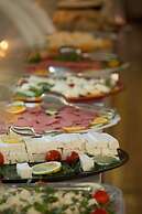 Cleopatra Golden Beach Hotel