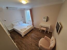 Bozcaada Denizyildizi Otel