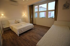 Bozcaada Denizyildizi Otel