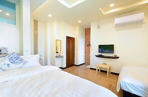 FishHome 15 (NO ELEVATOR, Children under six years old are not allowed