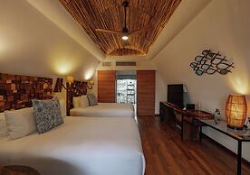 Mia Bacalar Luxury Resort & Spa