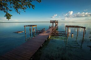 Mia Bacalar Luxury Resort & Spa