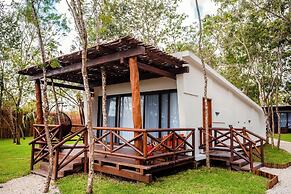 Mia Bacalar Luxury Resort & Spa