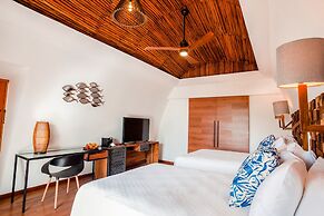 Mia Bacalar Luxury Resort & Spa