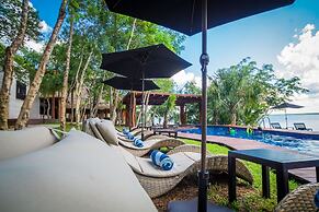 Mia Bacalar Luxury Resort & Spa