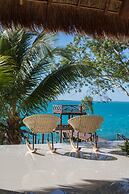 Mia Bacalar Luxury Resort & Spa