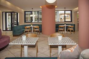 Aquarius Boutique Hotel