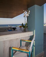 Aquarius Boutique Hotel