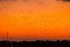 AYANA Komodo Waecicu Beach