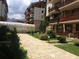 Four Leaf Clover Apartments to Rent