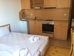 Four Leaf Clover Apartments to Rent