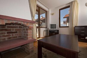 Four Leaf Clover Apartments to Rent