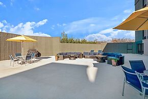 La Quinta Inn & Suites by Wyndham Columbus MS