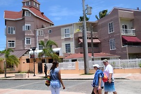 Fisherman's Point Holiday