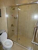 Fisherman's Point Holiday