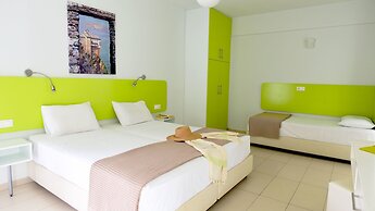 Blue Horizon Apartments