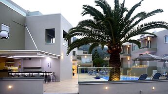 Blue Horizon Apartments