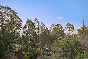Marbella Lane 3BR Penthouse Executive Suite SFO