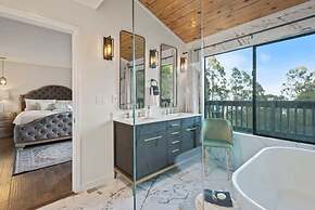 Marbella Lane 3BR Penthouse Executive Suite SFO
