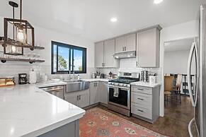 Marbella Lane 3BR Penthouse Executive Suite SFO