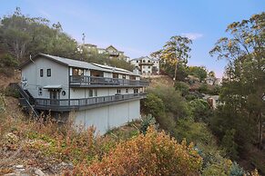 Marbella Lane 3BR Penthouse Executive Suite SFO