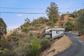 Marbella Lane 3BR Penthouse Executive Suite SFO