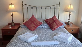 Malvern Lodge Guest House