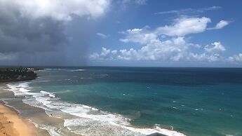 Ocean View Gorgeous 1 Bedroom Apt