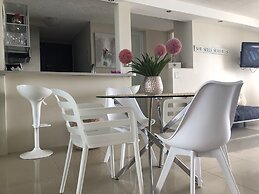 Ocean View Gorgeous 1 Bedroom Apt